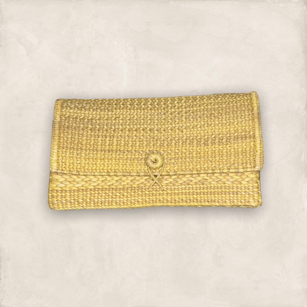 *Woven Straw Clutch/ Handbag Tan/ Yellow